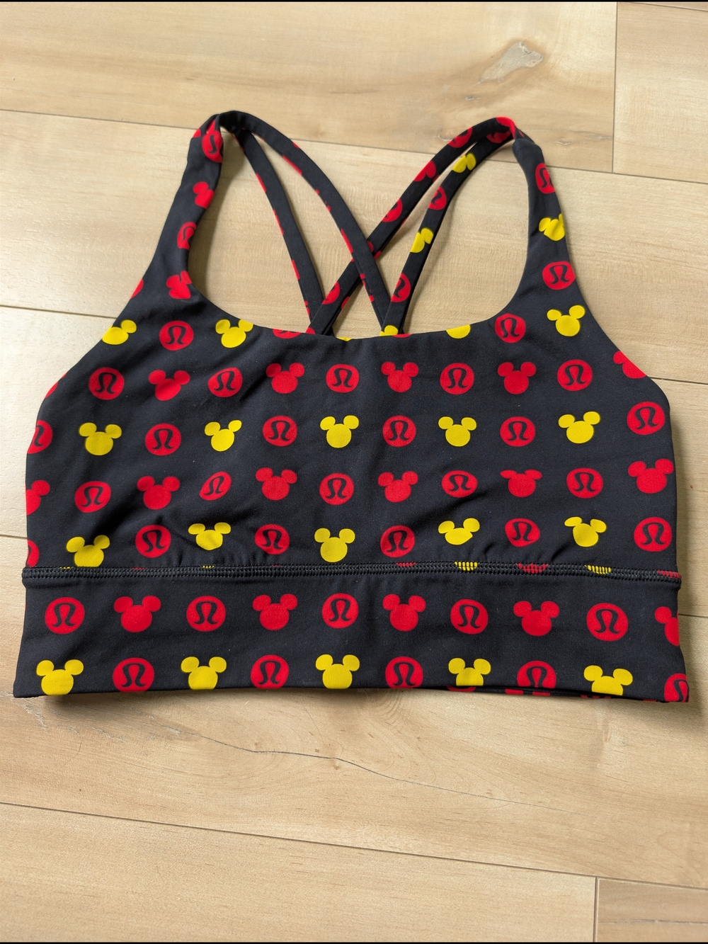 Disney x Lululemon Mickey Mouse Print – Size 6